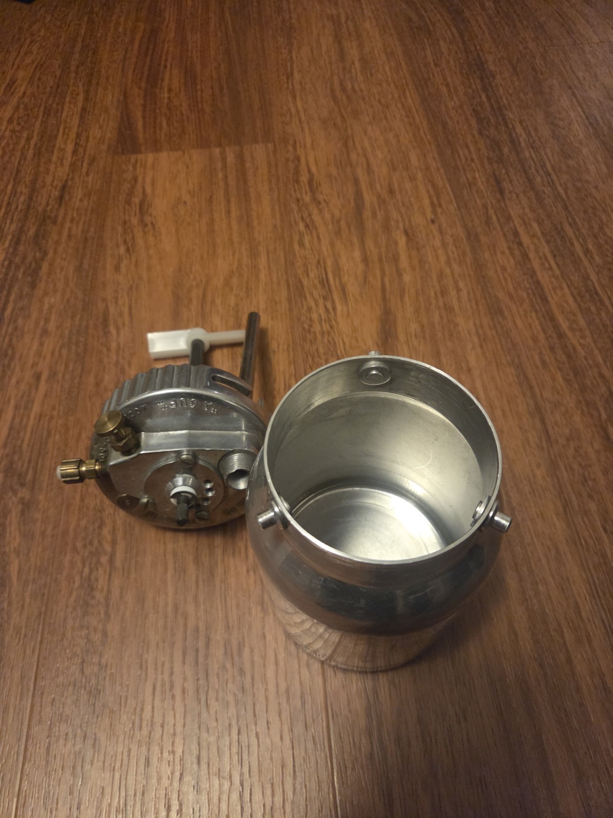 New Devilbiss TGC-500 / #500 / A Cup 1QT Paint Sprayer Agitator Siphon Cup