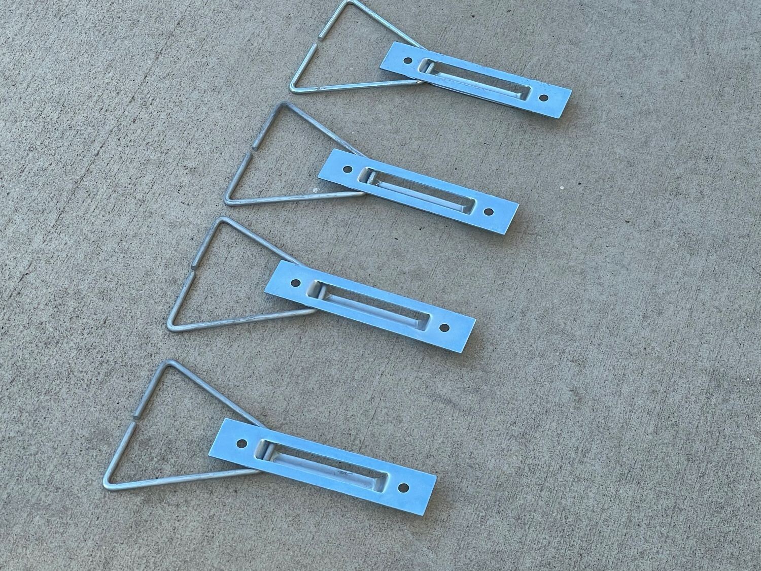 Sandbaggy Type 3 Adjustable Veneer Anchor – Hot Dipped Galvanized w/ Tri. Tie