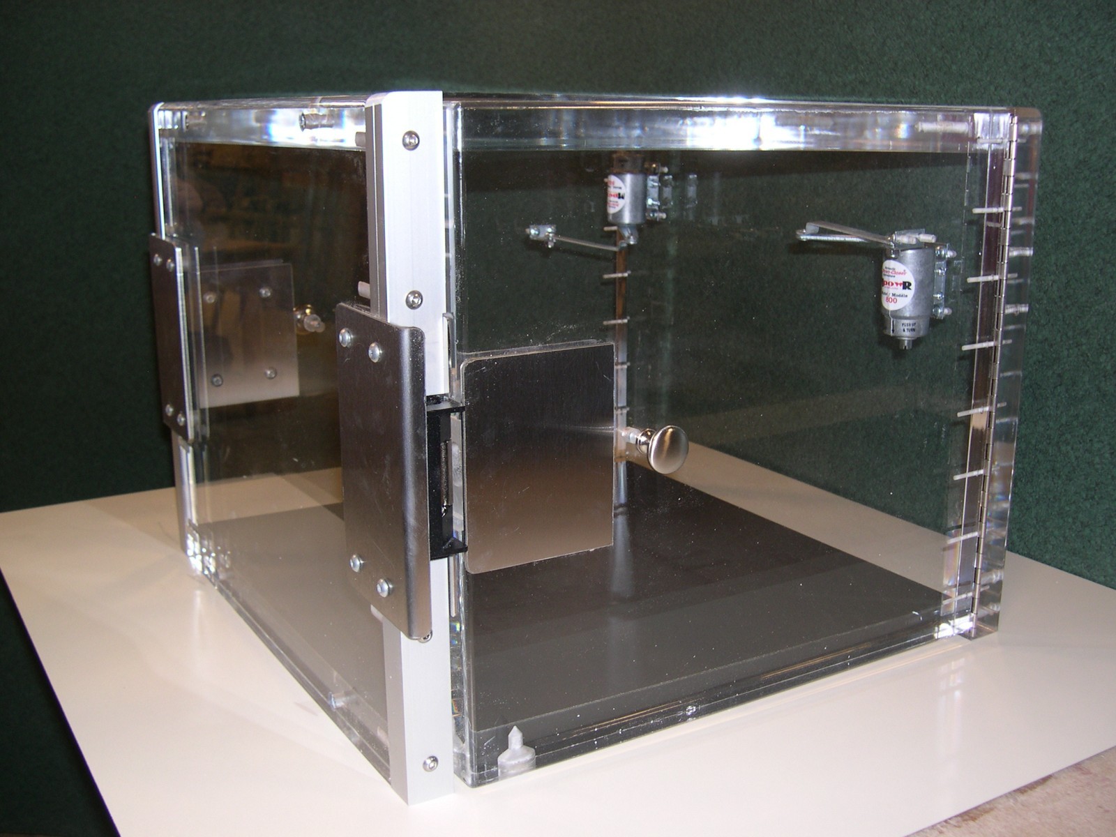 Electronic High Use Package Exchange-great for Retail, Restaurant, Liquor Store