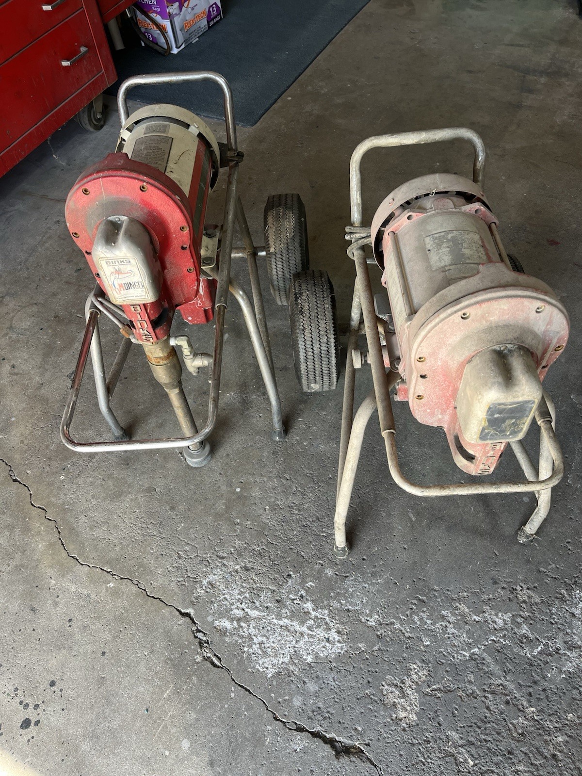 Binks Humdinger Airless Spray Paint Pumps