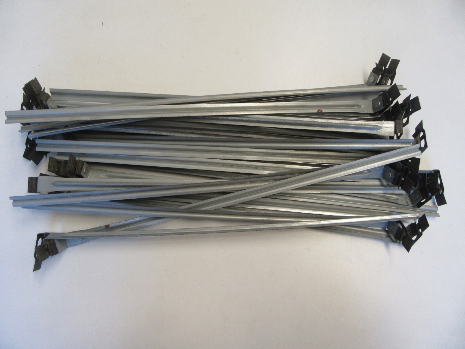 Caddy 517A Suspension Bar For High Hat Recessed Fixtures 15 Sets New