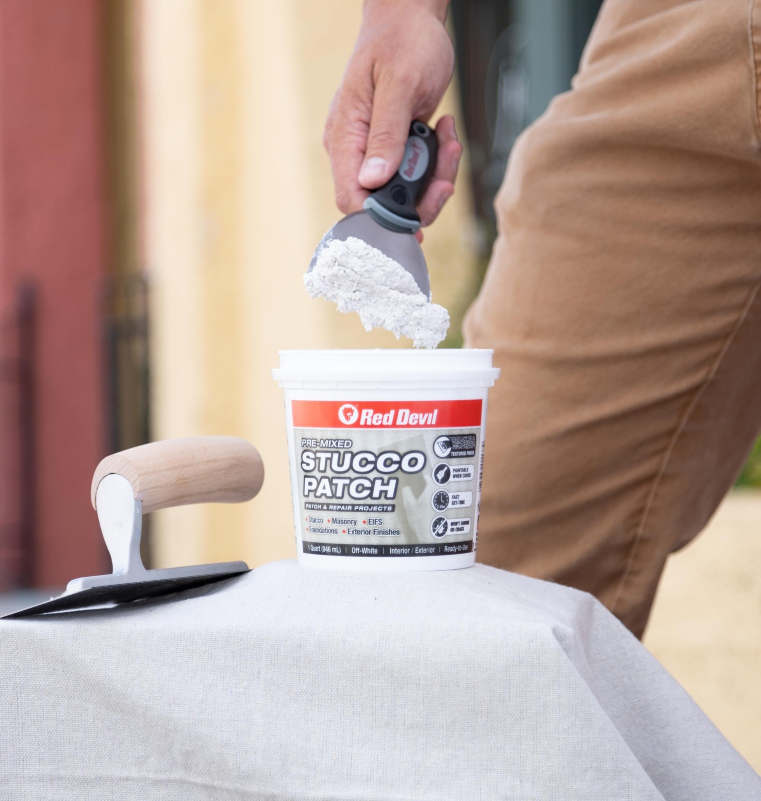 Red Devil Pre~Mixed Stucco Patch, Off White, Quart, 1 Pack
