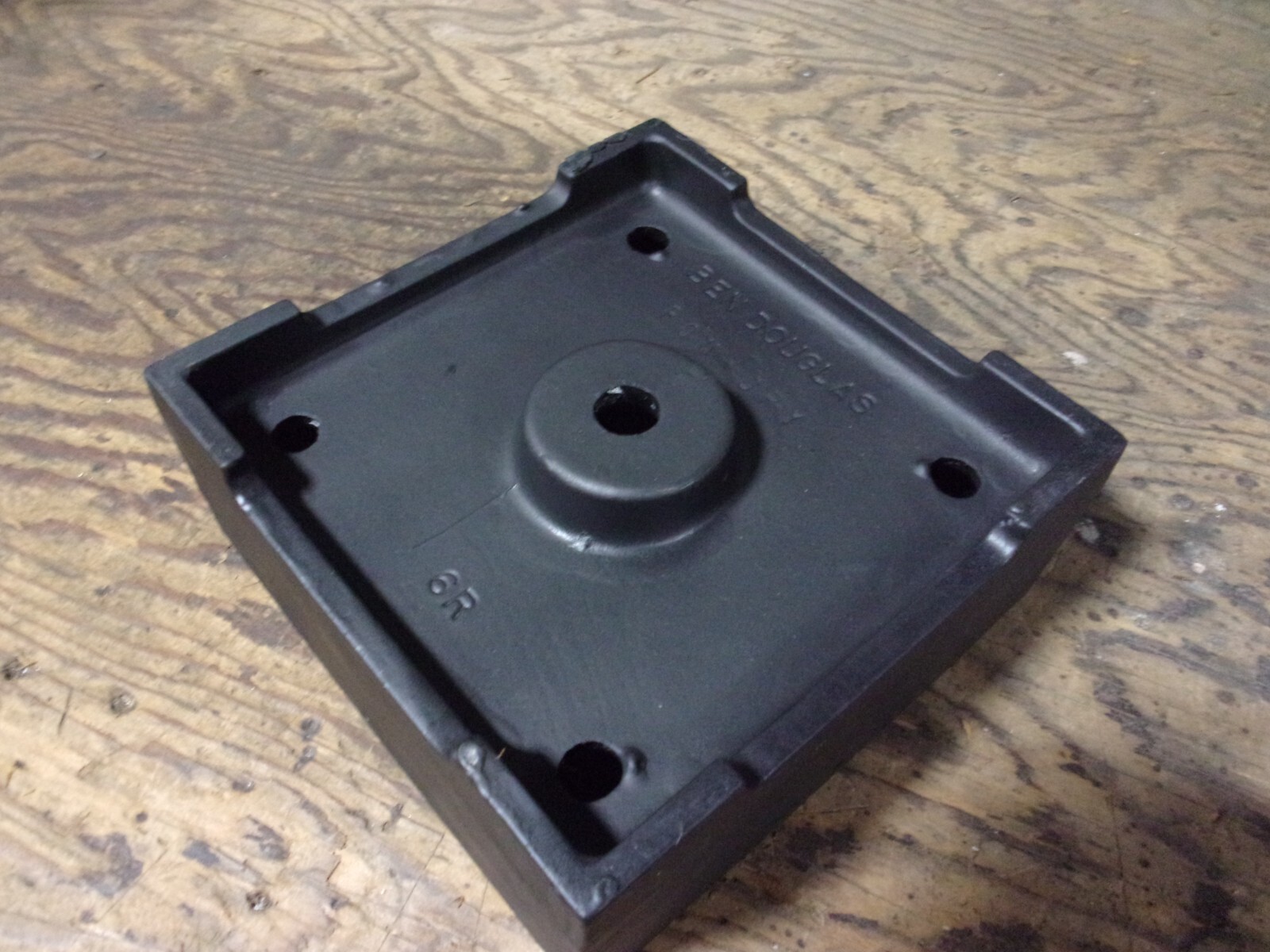 ROUGH CUT Post Base Anchored 6×6 Heavy Cast Aluminum BLACK
