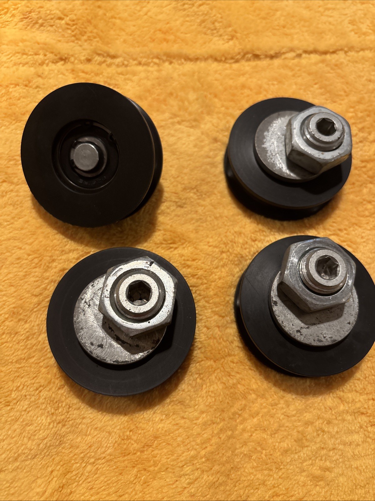 STANLEY DURA GLIDE TOP TRACK WHEELS **SET 4**