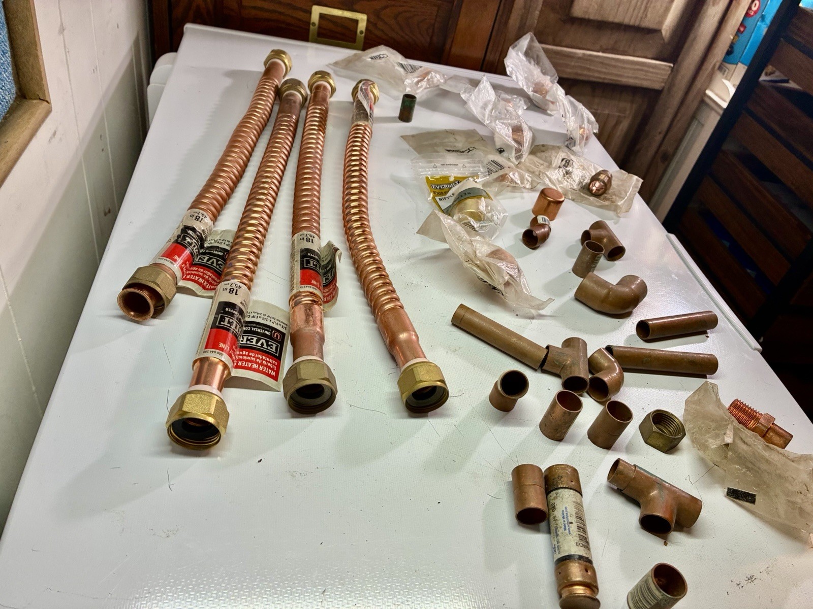 Lot Of Copper Pipes Fittings Elbows Flex Pipe Pieces Parts Hose Plumbing Extras