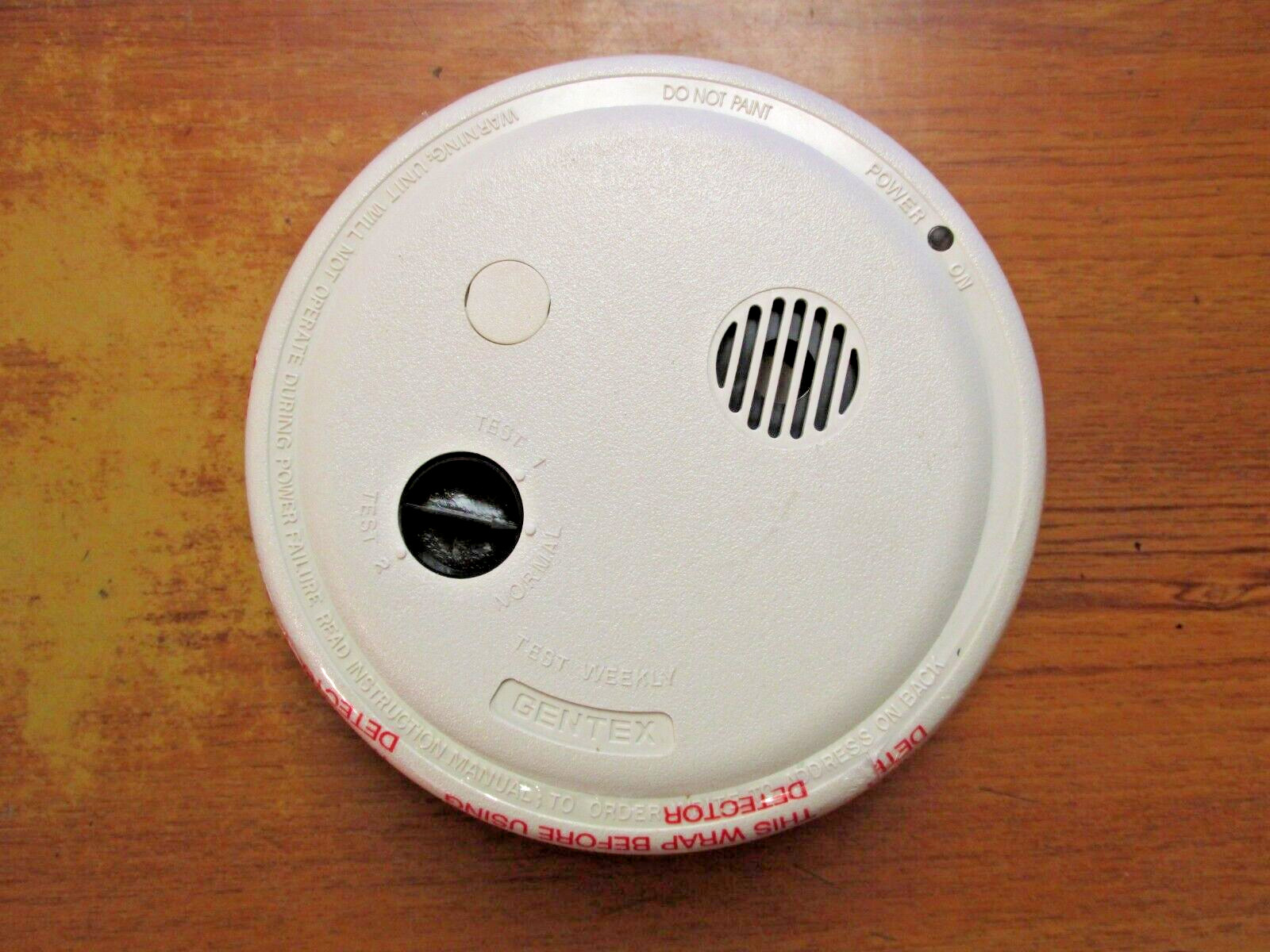 NIB GENTEX PHOTOELECTRIC SMOKE DETECTOR W/ PIEZO 120V, CAT# 907-1113-002 . UW-24