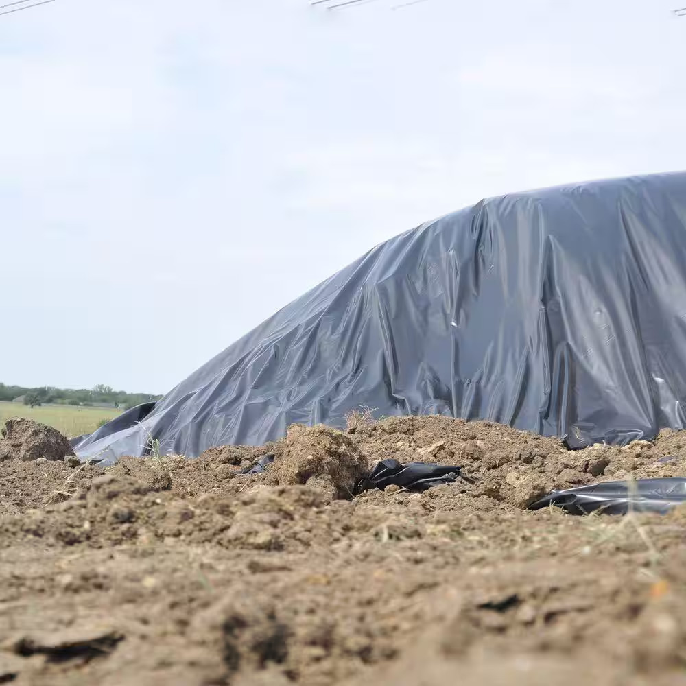 HDX 20 ft x 100 ft Black 6 Mil Plastic Sheeting Heavy Duty Vapor Barrier Cover