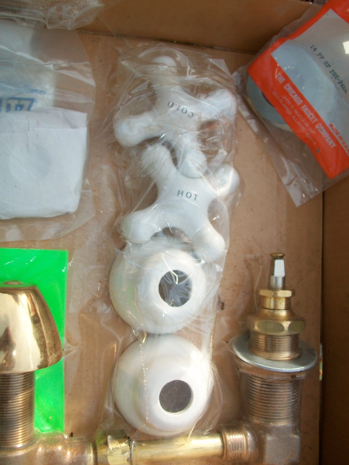 Chicago Faucets Gold Sink Faucet Adjustable Centers. 12” As/Is READ