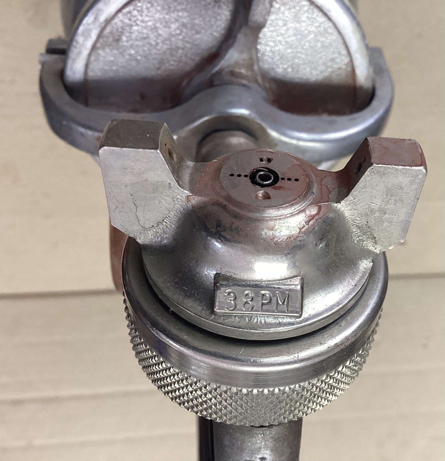 Binks Model 7 Paint Spray Gun With Cup And 38PM Nozzle