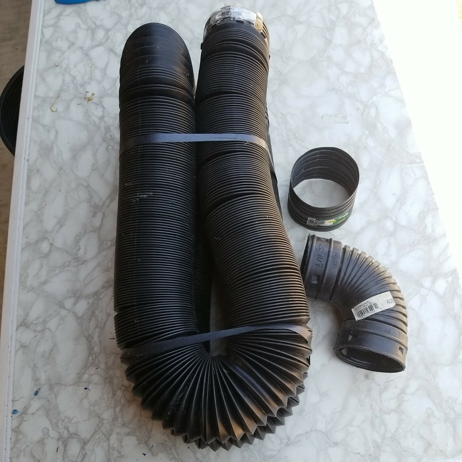 Flex-Drain 51110 25′ x 4″ Flexible/Expandable Landscape Drain Pipe Coupler/Elbow