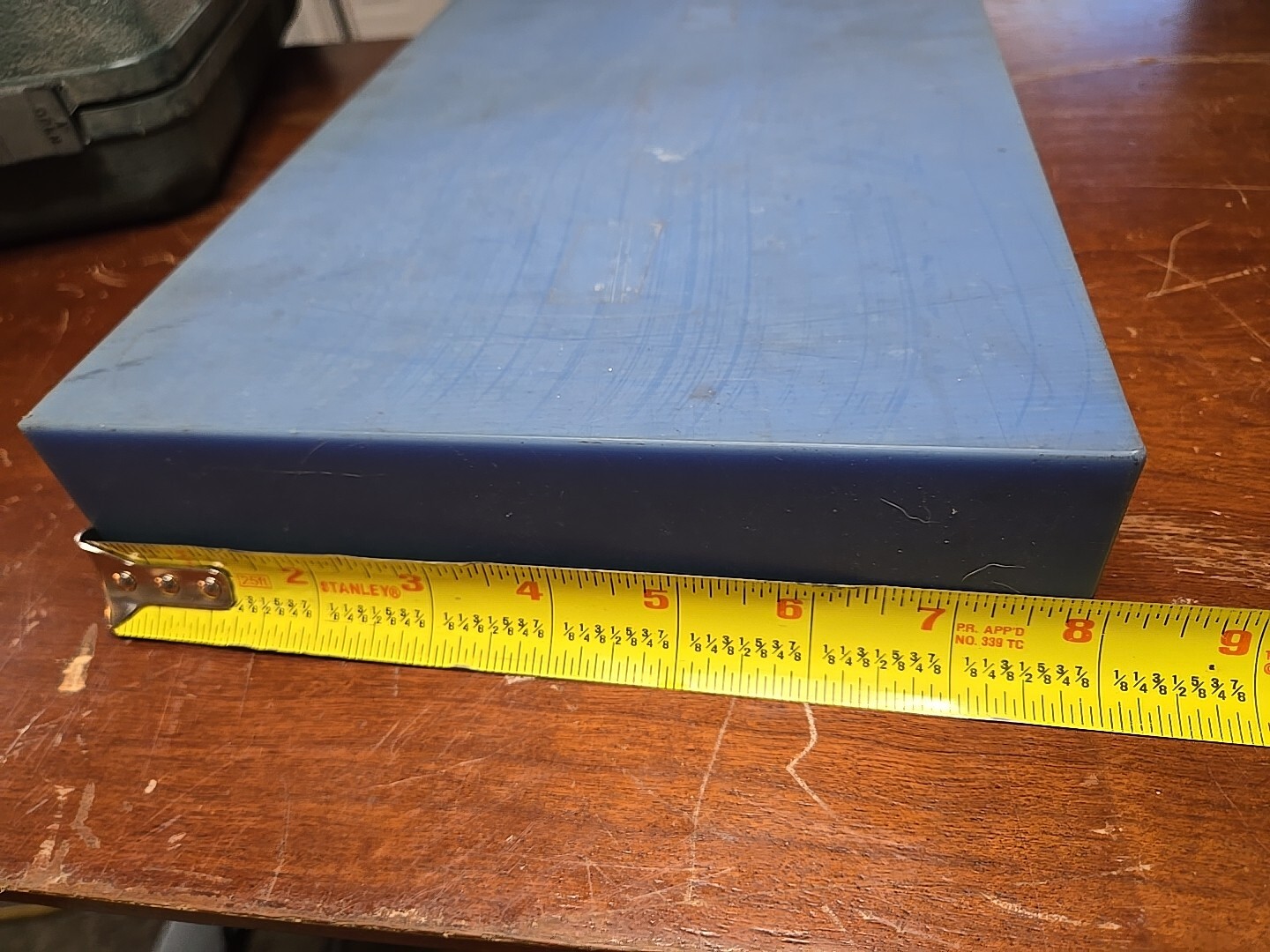 BLUE HDPE FLAT STOCK 2″ x 7-7/8″ x 11-3/4″ **Read** (3C5)