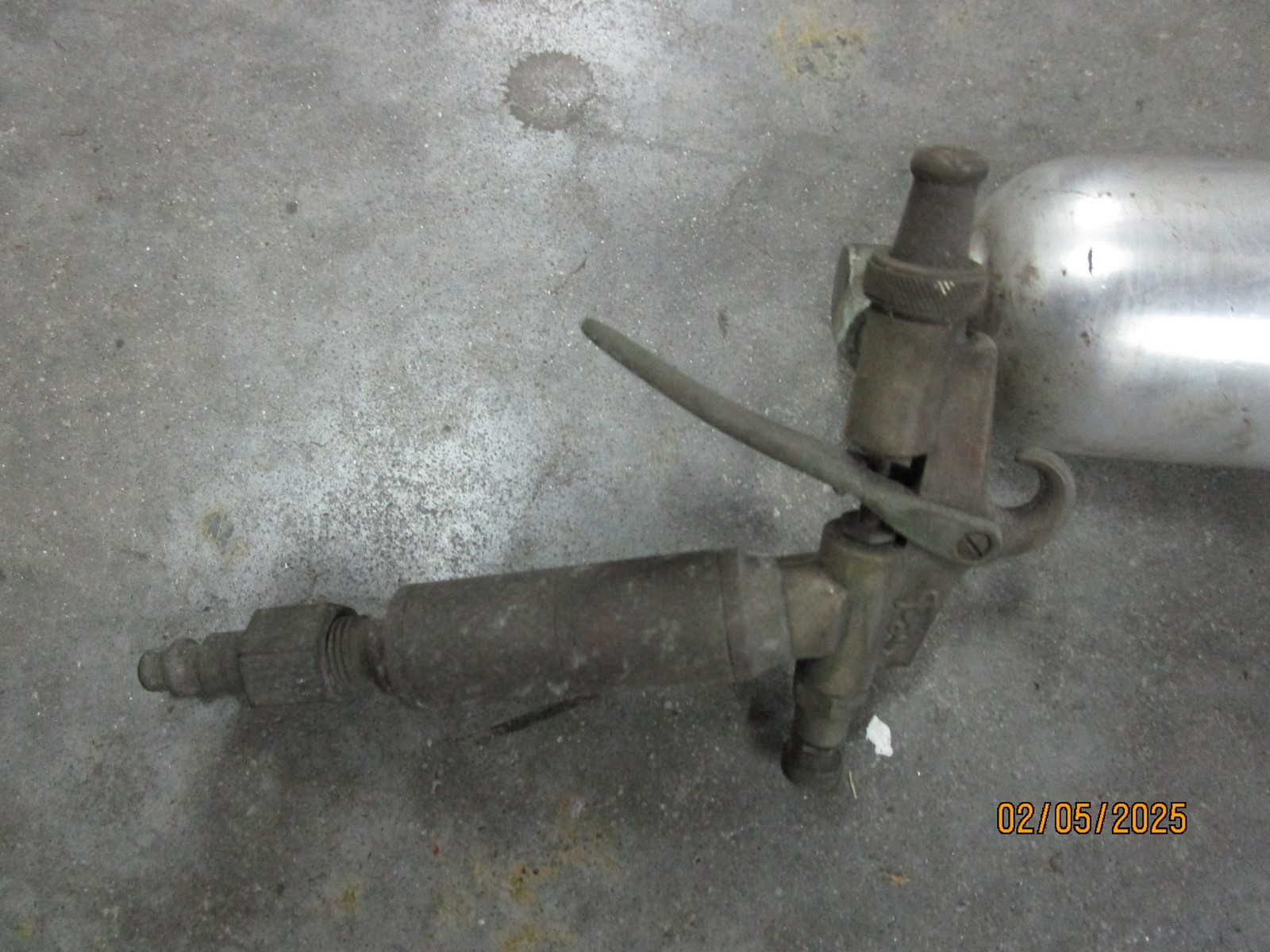 Vintage Fuji Touch-Up Brass Paint Gun