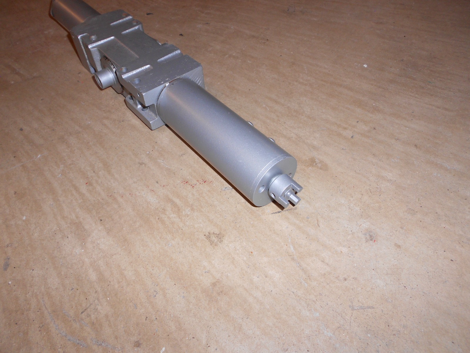 LCN 4622 DOOR CLOSER BODY ONLY