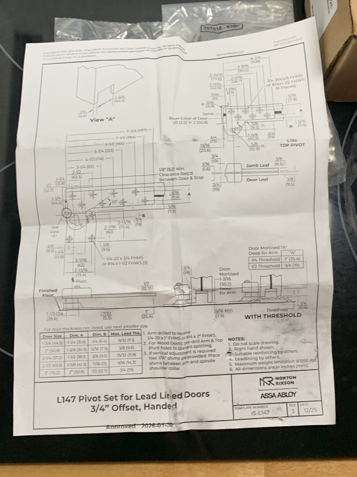 Norton ASSA ABLOY L147 3/4 Offset Pivot Bottom For Lead-lined Door Right-Handed