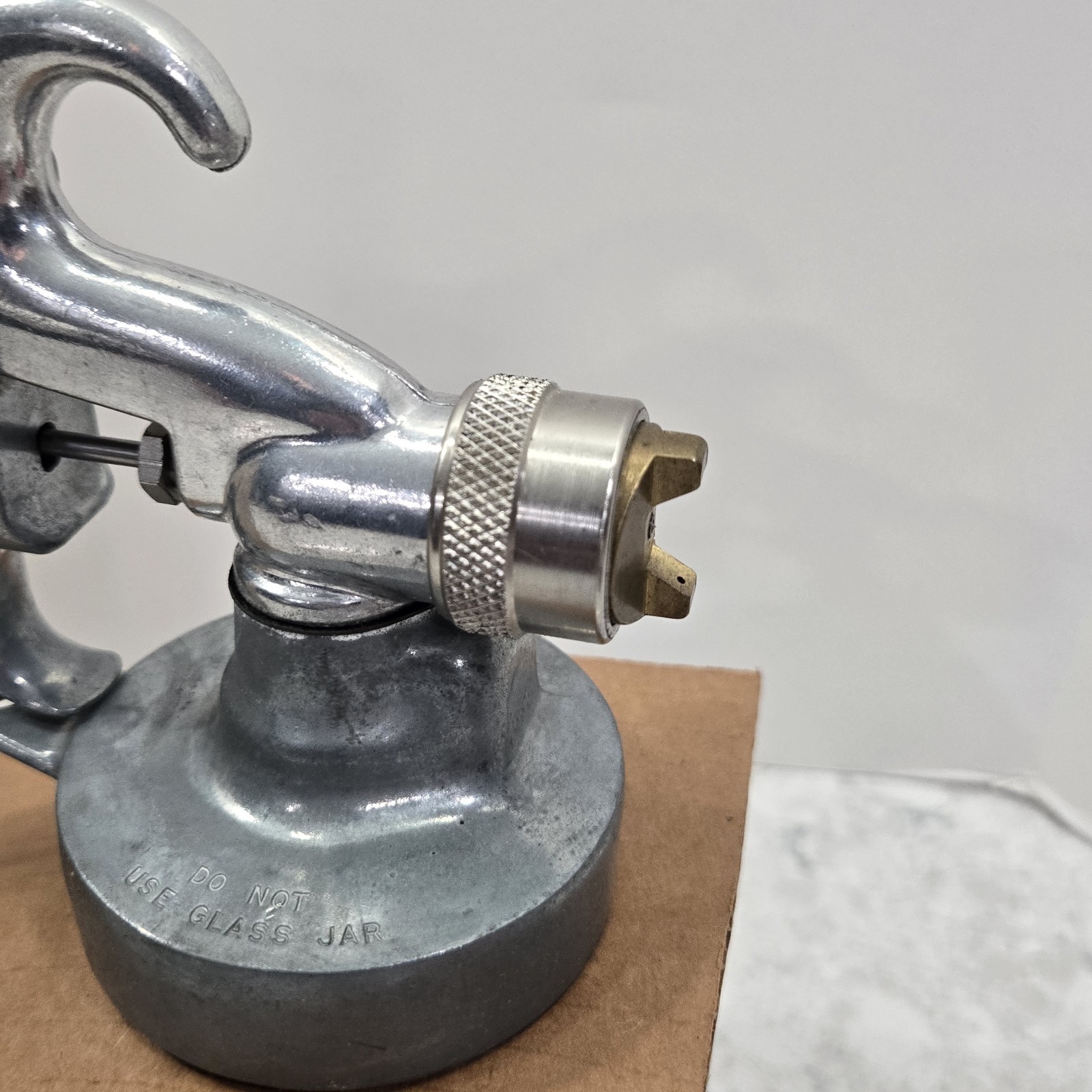NOS Vintage Binks Model 35 Paint Spray Gun With Can Cup
