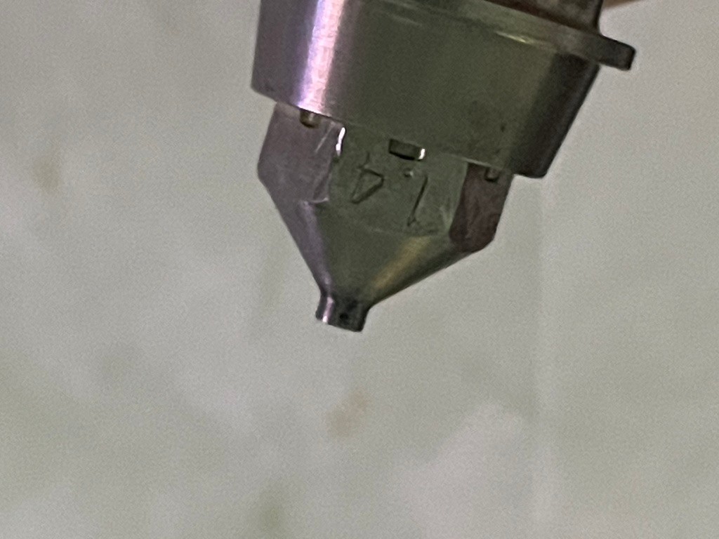 BINKS GRAVITY FEED HVLP GUN MACH 1 GRAVITY NEVER USED