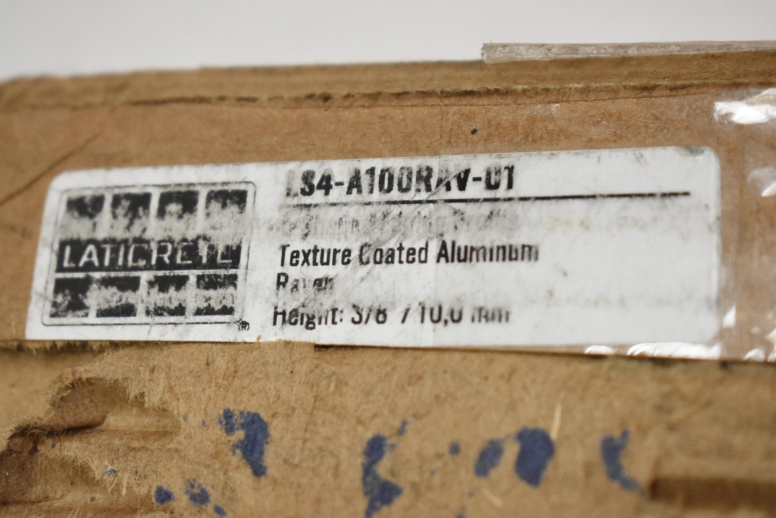 25 LATICRETE LS4-A100RAV-01 L-Shaped Edging Profile Aluminum Raven 3/8 In Gray