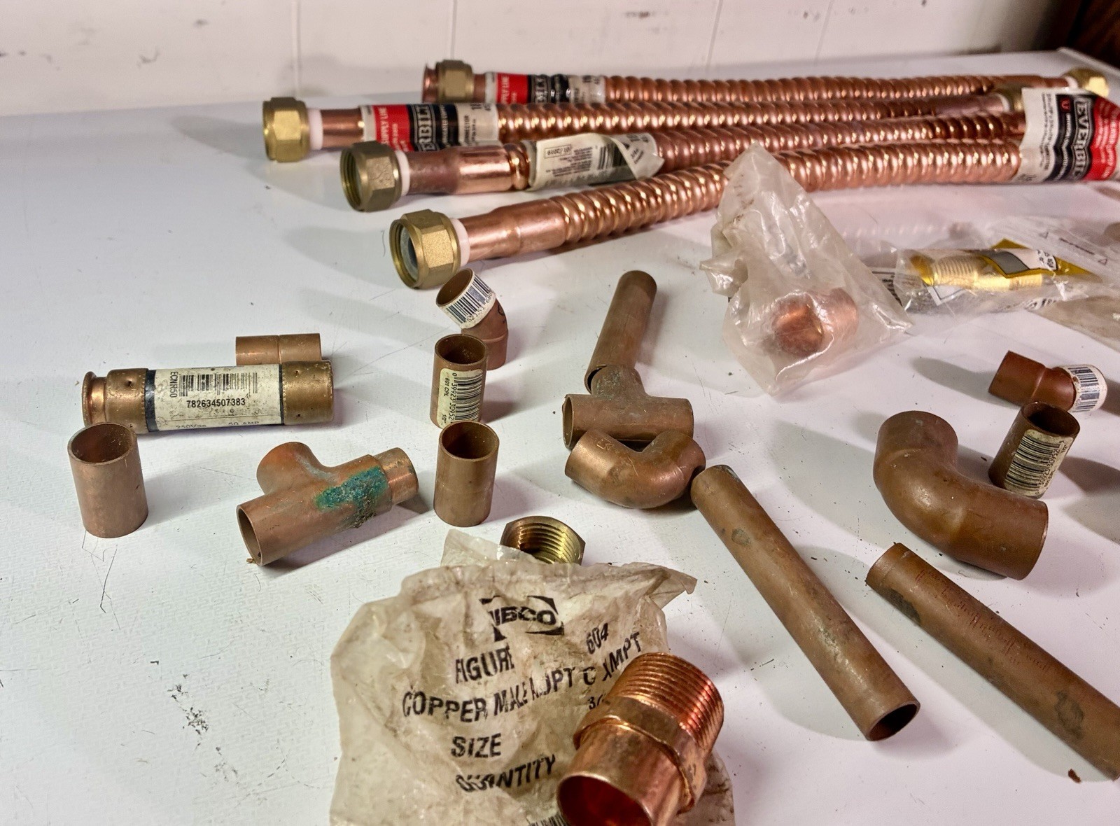 Lot Of Copper Pipes Fittings Elbows Flex Pipe Pieces Parts Hose Plumbing Extras