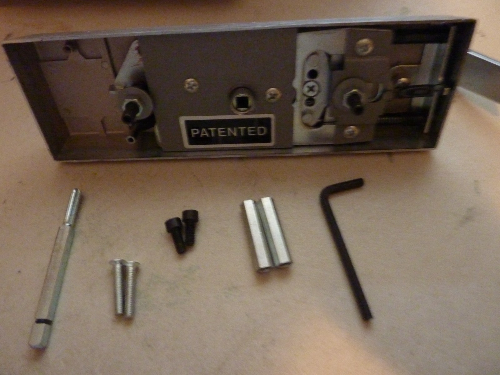 Tell Manufacturing ESC875 Escutcheon Lever Trim