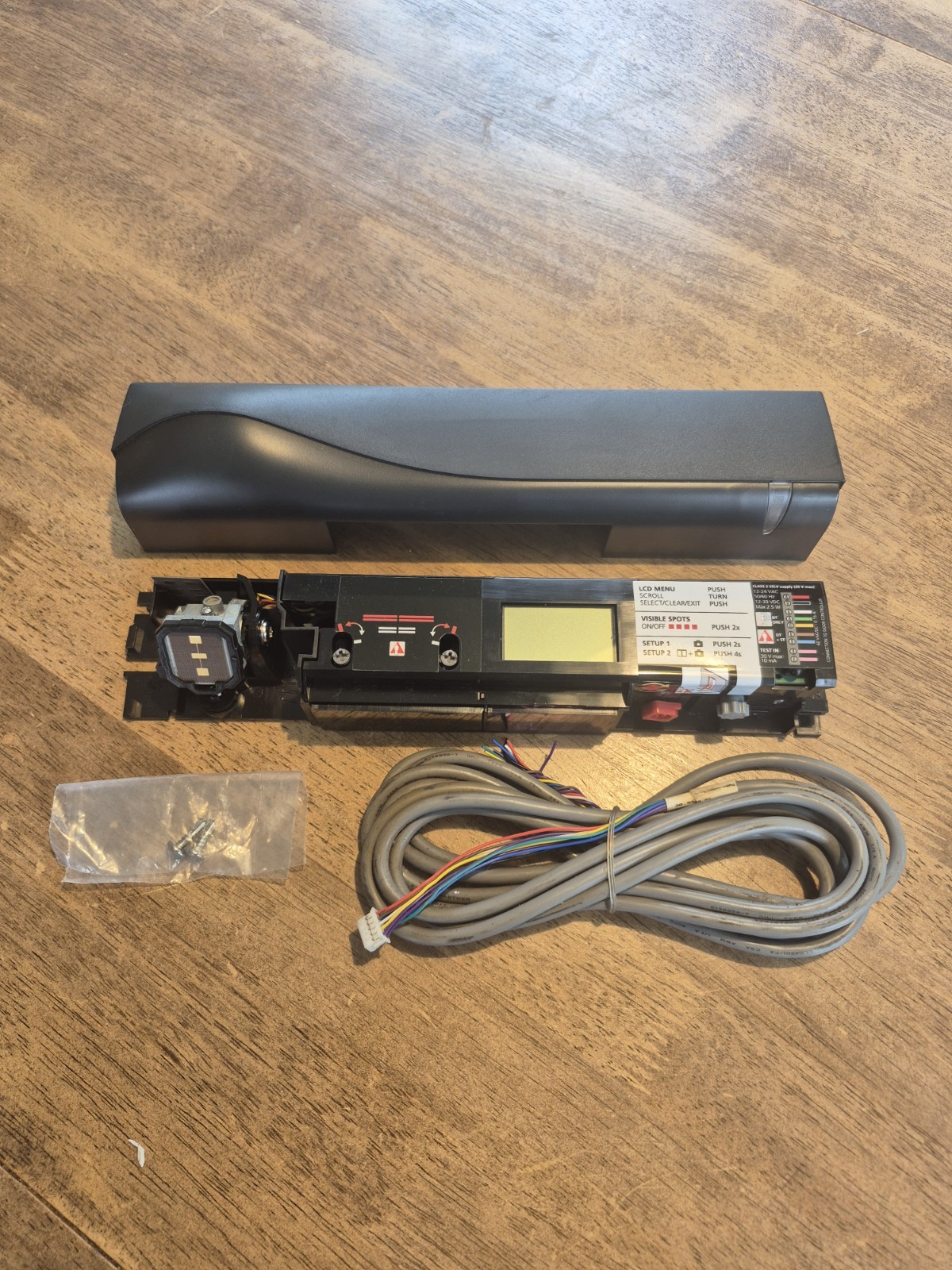 BEA IXIO-DT1 sensor with full length harness and screw packet. Tested!