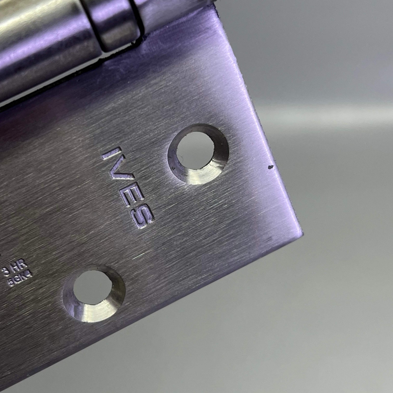 IVES (3 PIECE SET) 5 Knuckle Ball Bearing Hinge 4.5″x4.5″ 662 Satin Chrome 5BB1