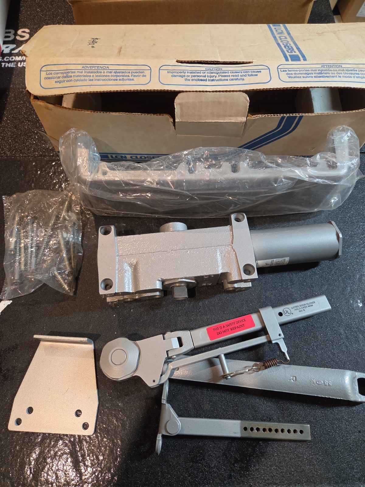 LCN Door Closer Smoothee 4011 RH Aluminum Finish NOS