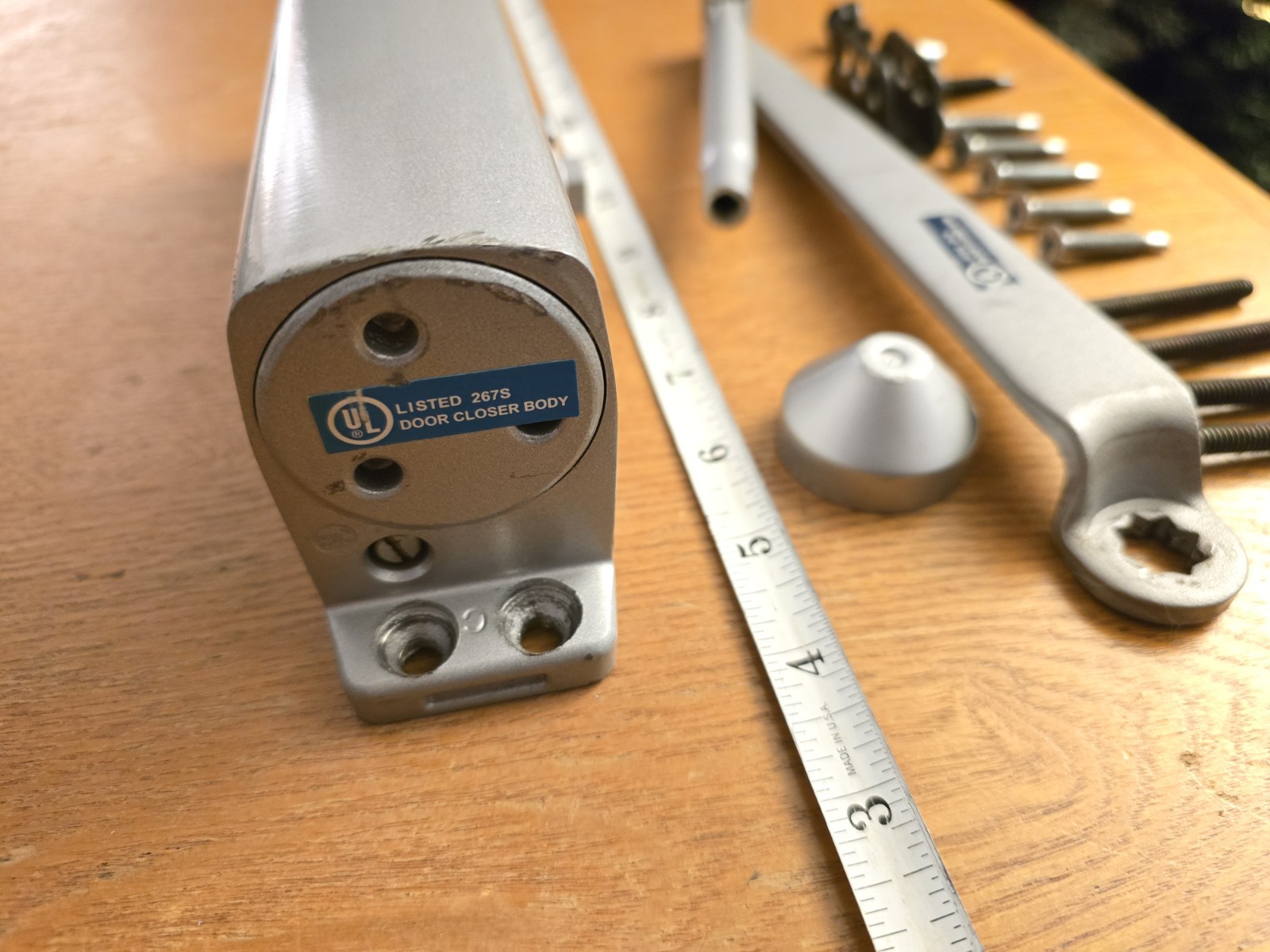 Dual Valves Size 3 Door Closer Hardware Parts & Closer Body Only, Replacements