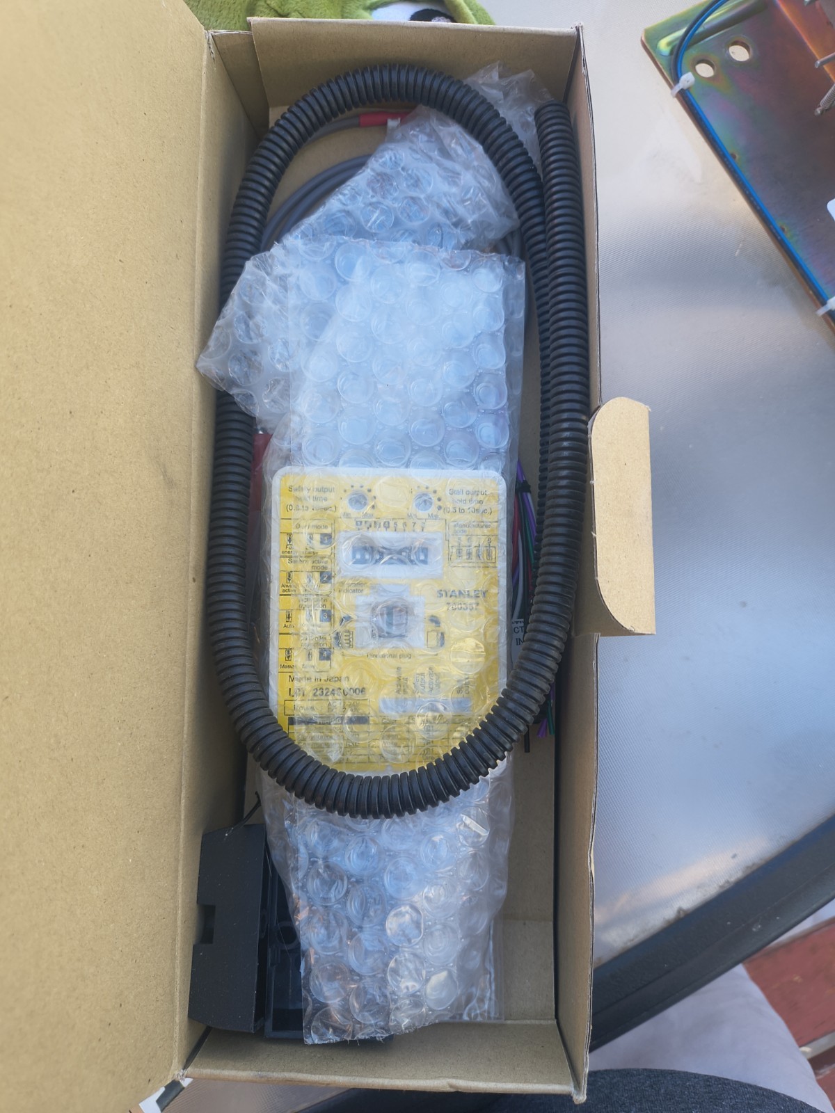 Stanley Swing-Guard T 700354 Automatic Door Safety Sensor Kit w/ Manual & Module