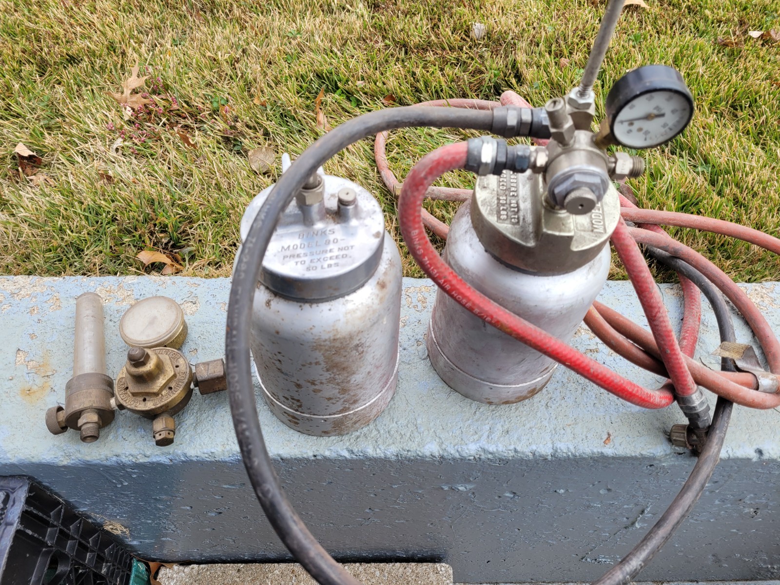 2 Binks Model 80 80-228 Paint Sprayer Pot Pressure Tanks w/ Pressure Gauge HOSE