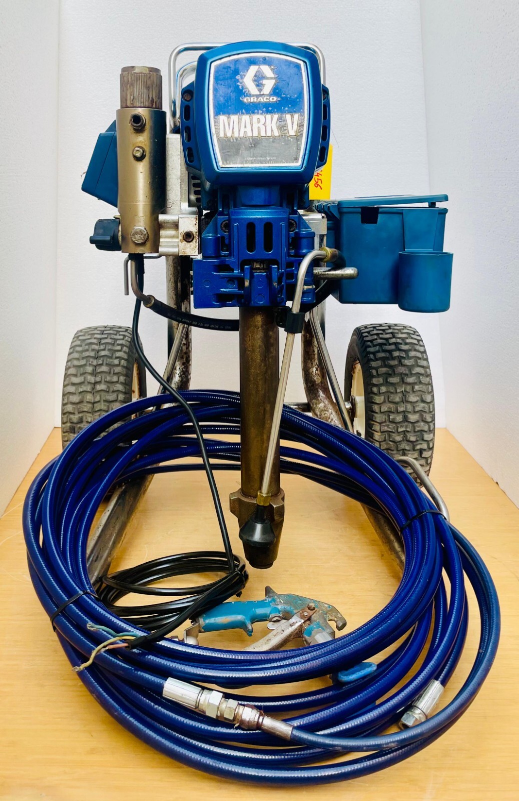 Graco 24MQ01 Mark V Texspray Airless Paint Sprayer 3300 PSI (227 Bar) 230V