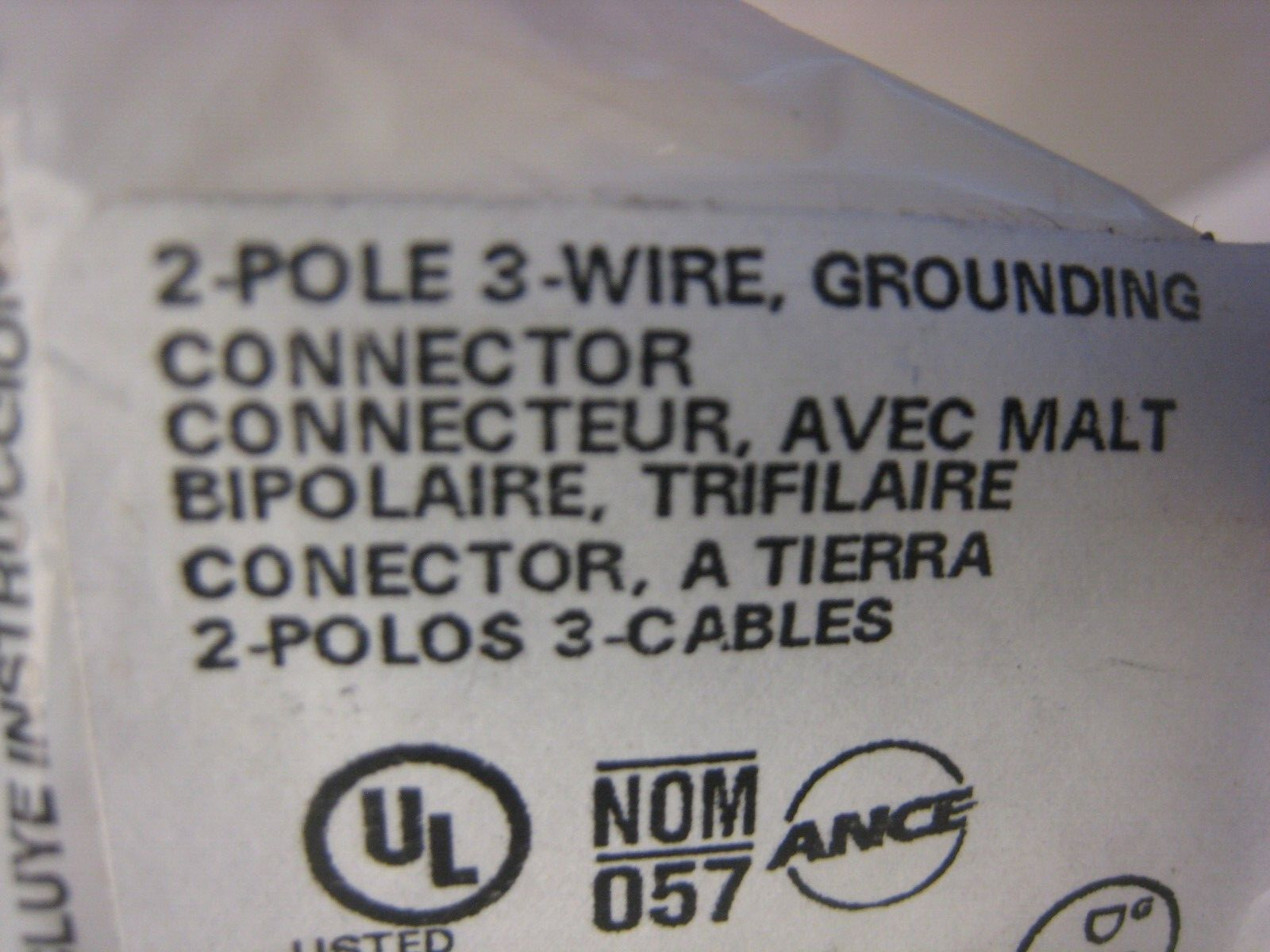 3 yes all 3 Leviton 2-Pole 3-Wire Grounding Connector 081-5459VY