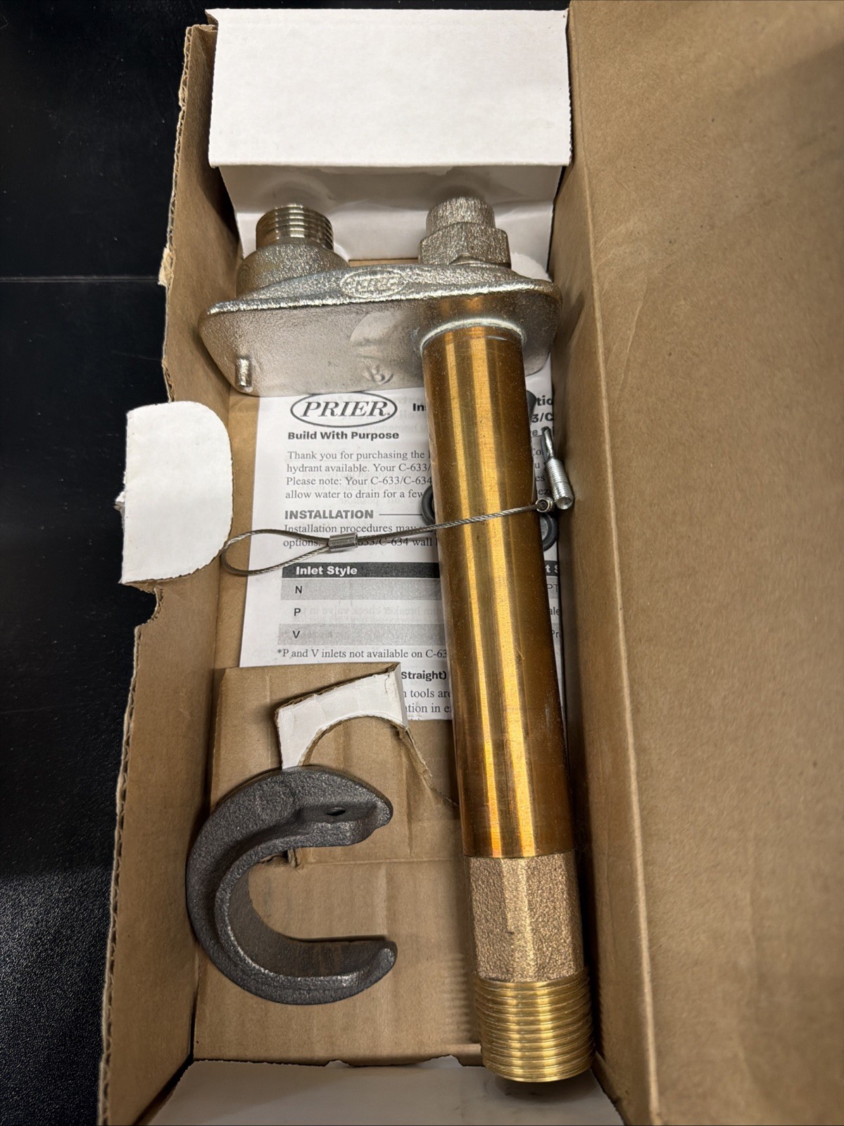 Prier Products 1″ MPT × 3/4″ FPT Wall Hydrant with 8″ Insertion C-634N08