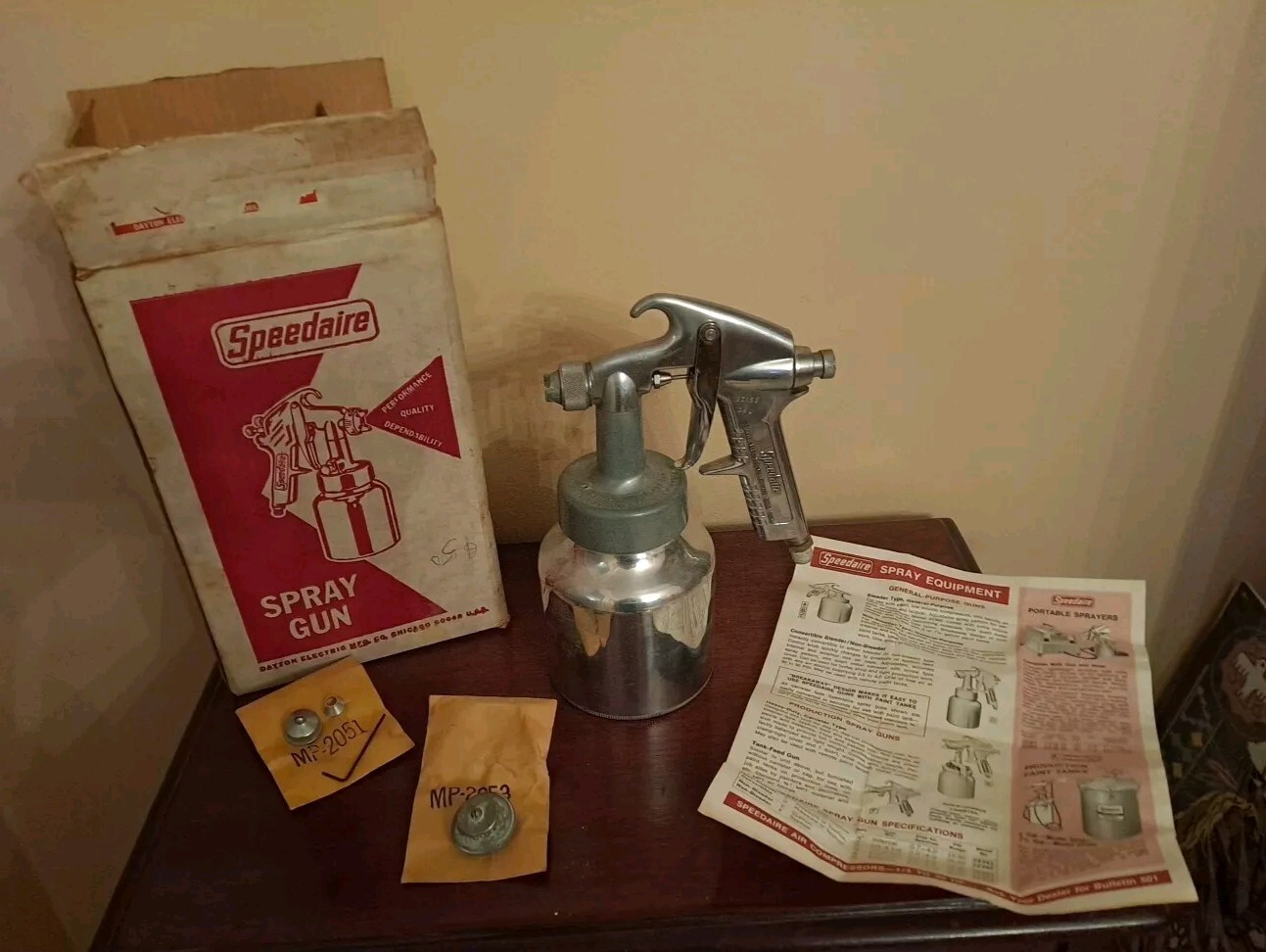 Vintage SPEEDAIRE 2Z363 Spray Gun Non Bleeder Type | 25-50 psi