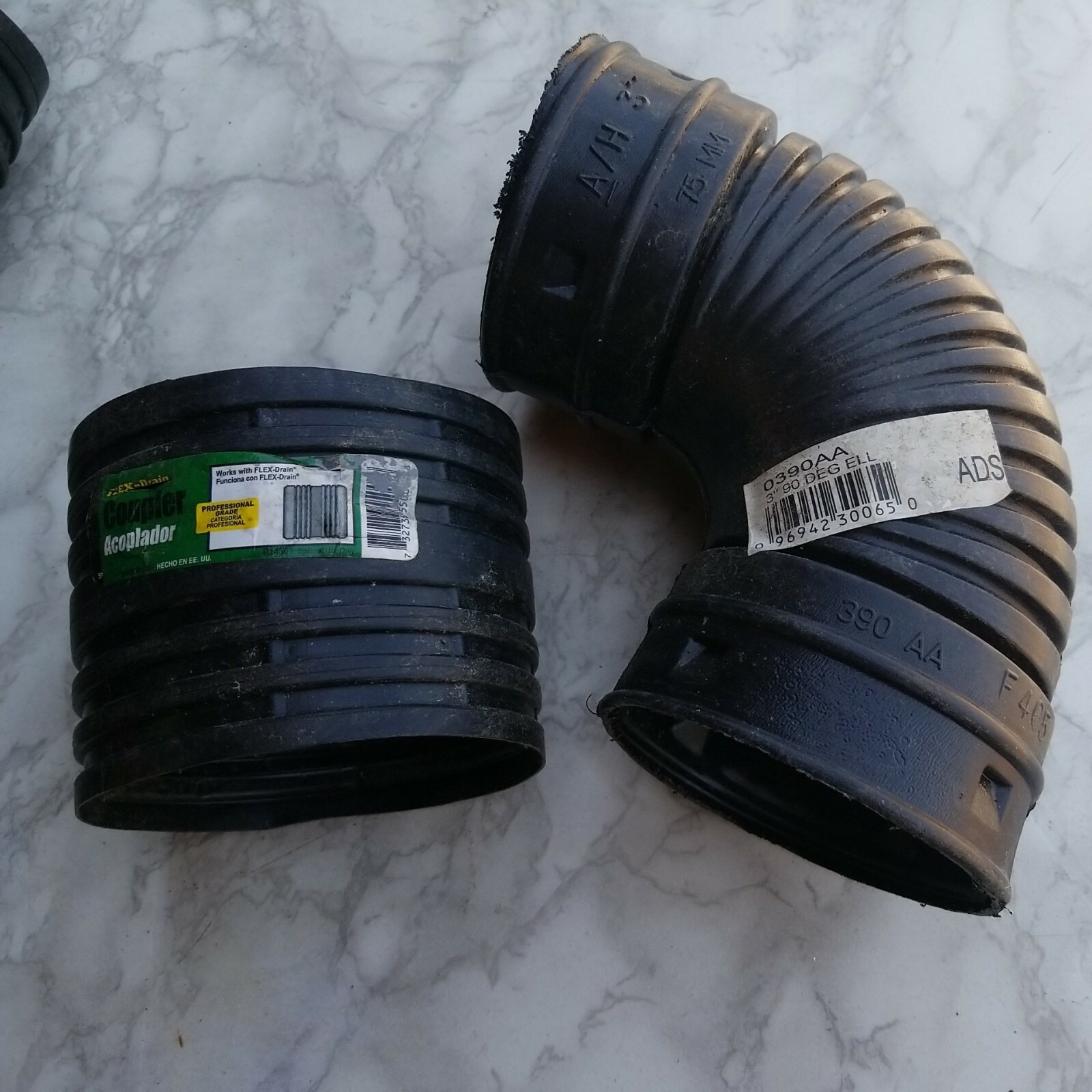 Flex-Drain 51110 25′ x 4″ Flexible/Expandable Landscape Drain Pipe Coupler/Elbow