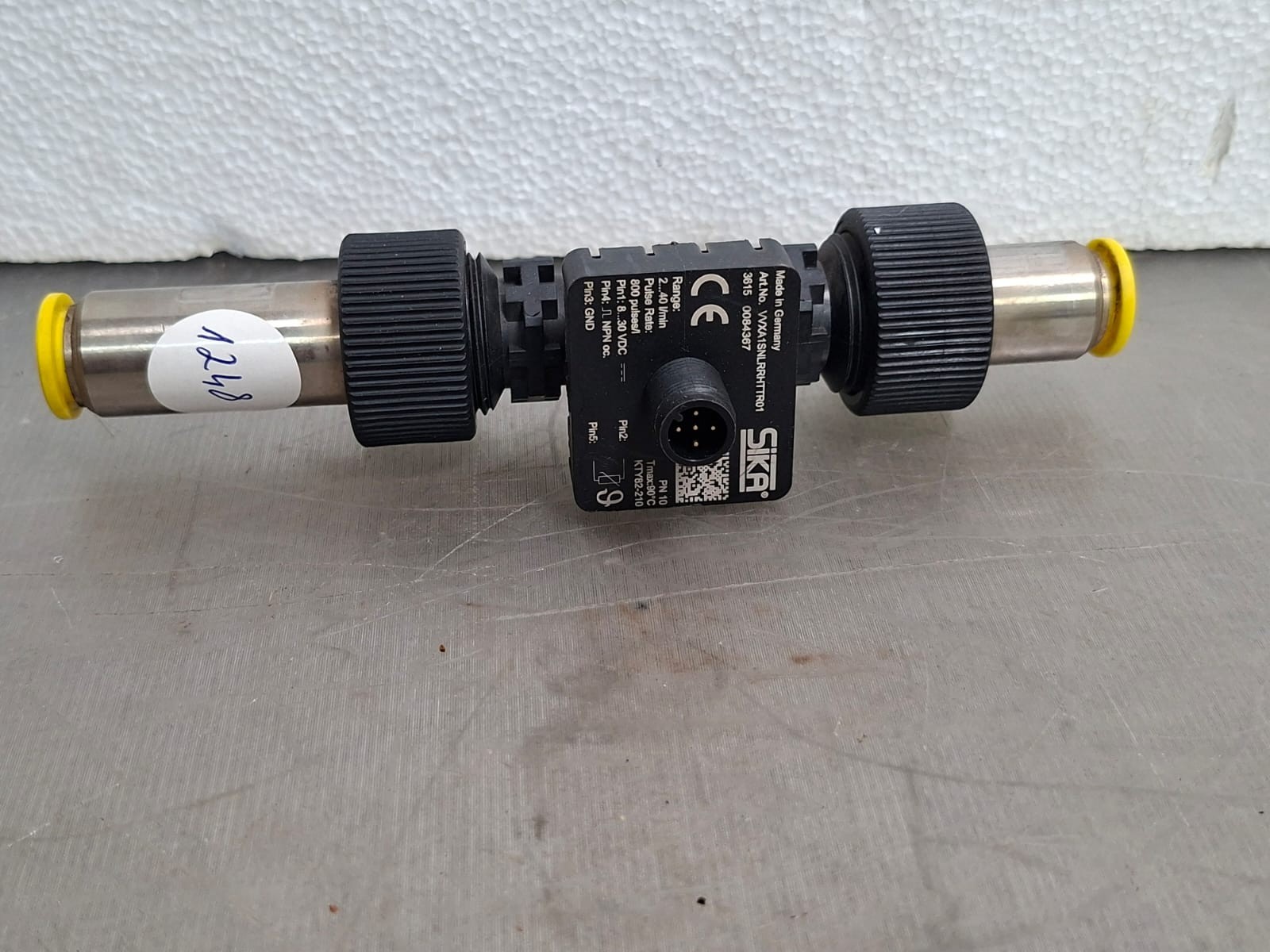 Sika flow sensor VVXA1SNL00TRUM06 flow sensor PN 10 2-40l/min sensor