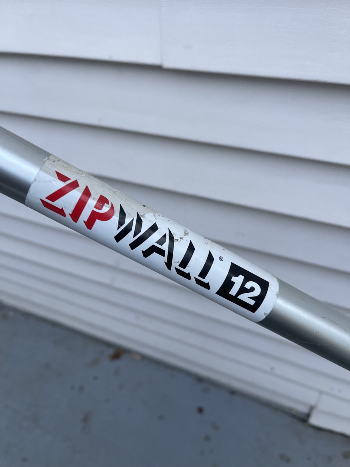 One Zipwall 12 Foot Spring Loaded Missing The Top Head.