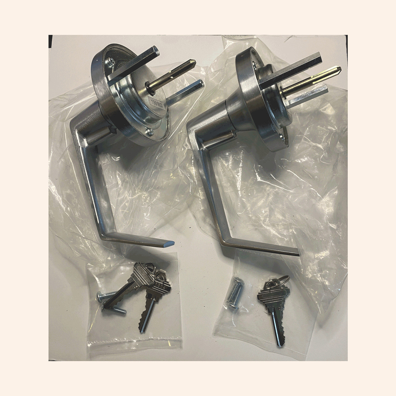 2X LSDA Commercial Exit Trim Lever-Classroom-Model PDT44SC26D for Pd9000 Series