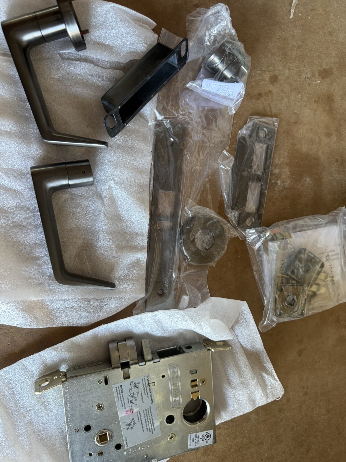 “NEW” Schlage L9080 06A 613 Oil Rubbed Bronze With Interchangeable Core Cylinder