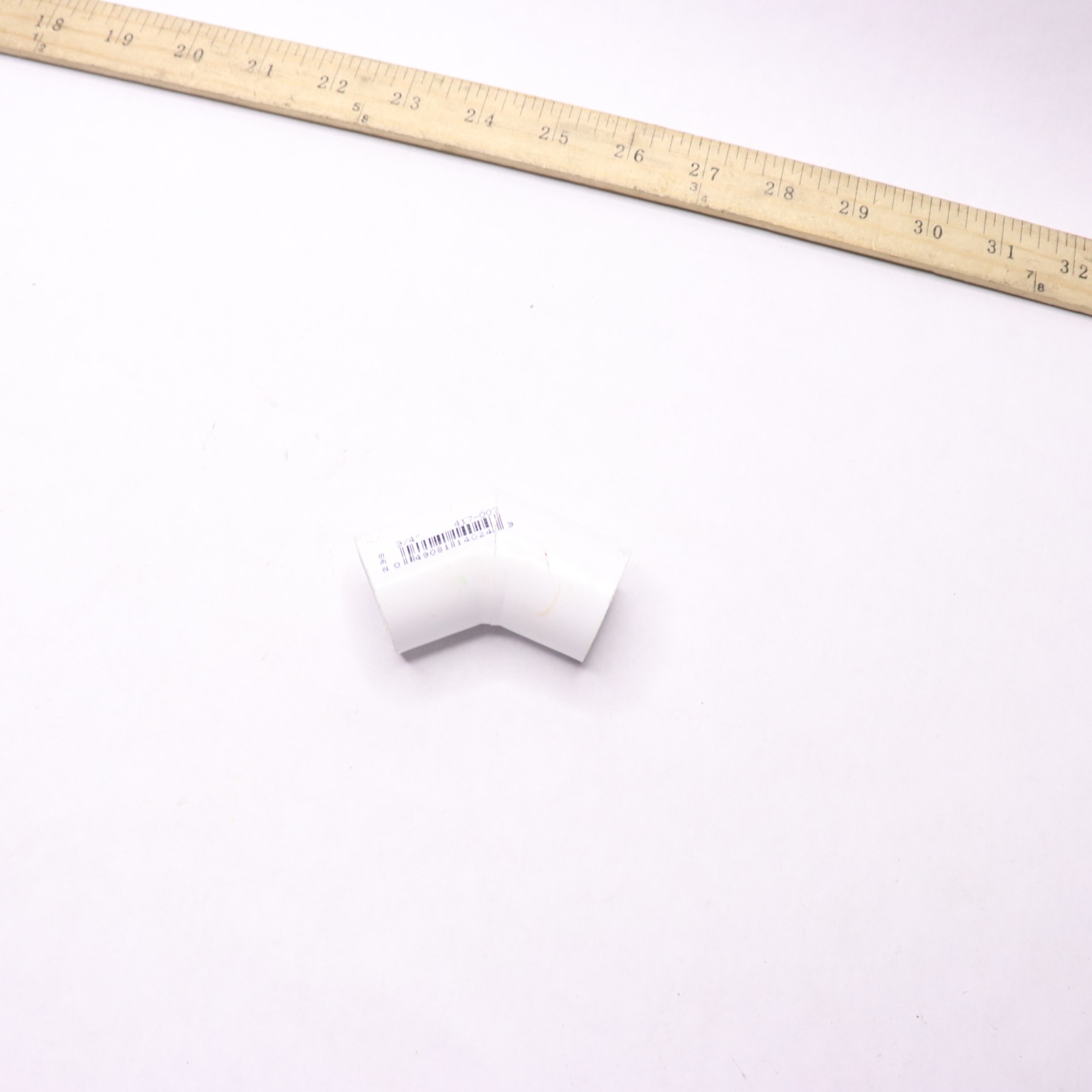 Dura 45 Degree Elbow Pipe Fitting Schedule 40 Slip x Slip PVC White 3/4″ 417-007