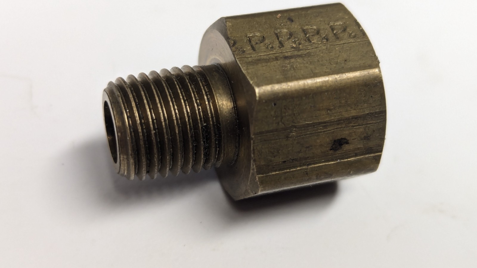 NOS Parker 3/8” MNPT x 1/4” FNPT Brass Pipe Reducing Adapter, 6-4 RA-B