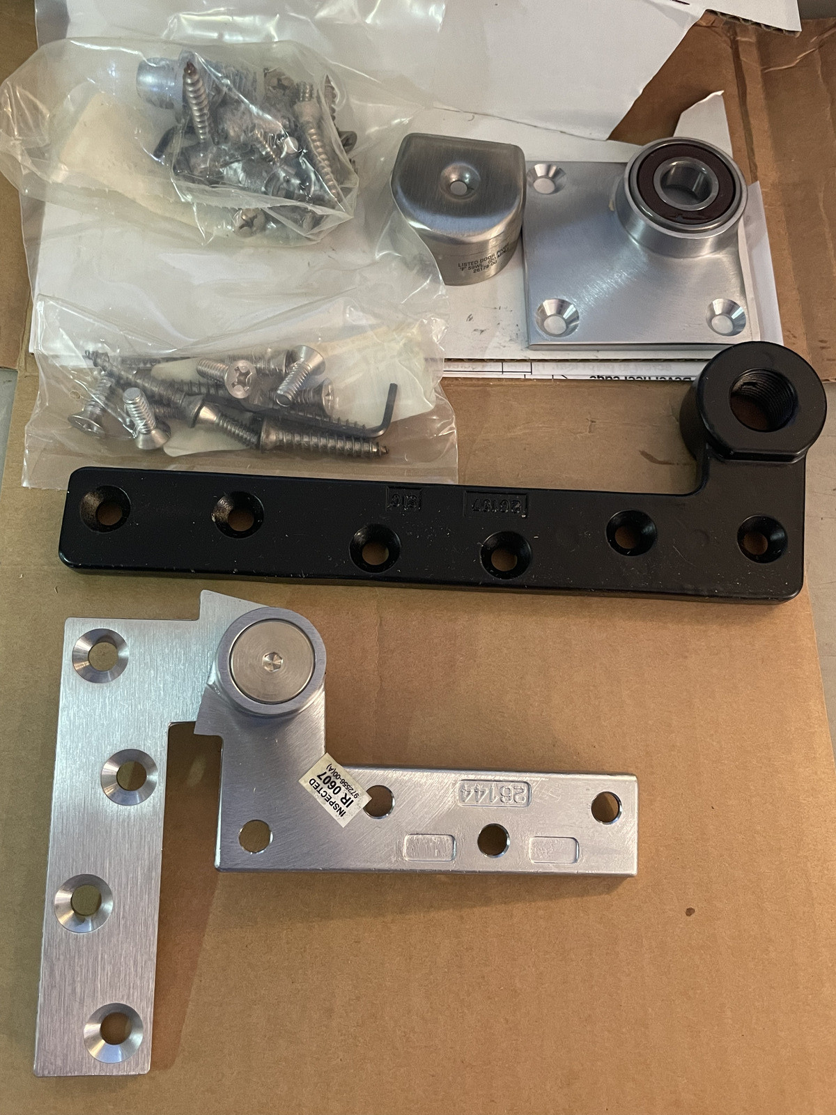 Ives 7226 3/4″ Offset Pivot Set with Top and Bottom Pivots, US26D Finish