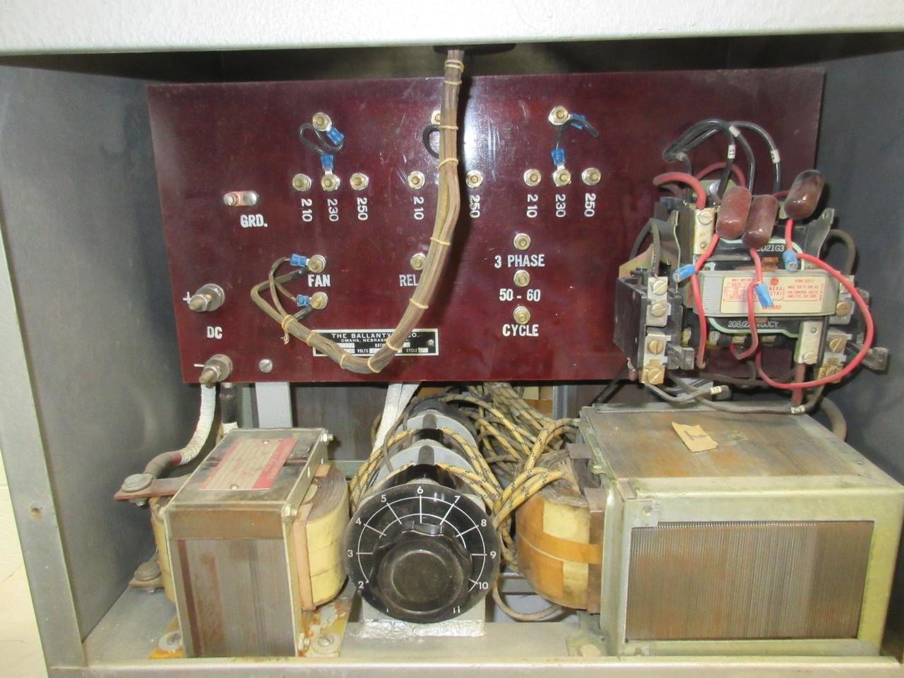BALLANTYNE 3P682BA VINTAGE ROYAL SOUND MASTER DC POWER SUPPLY T96485