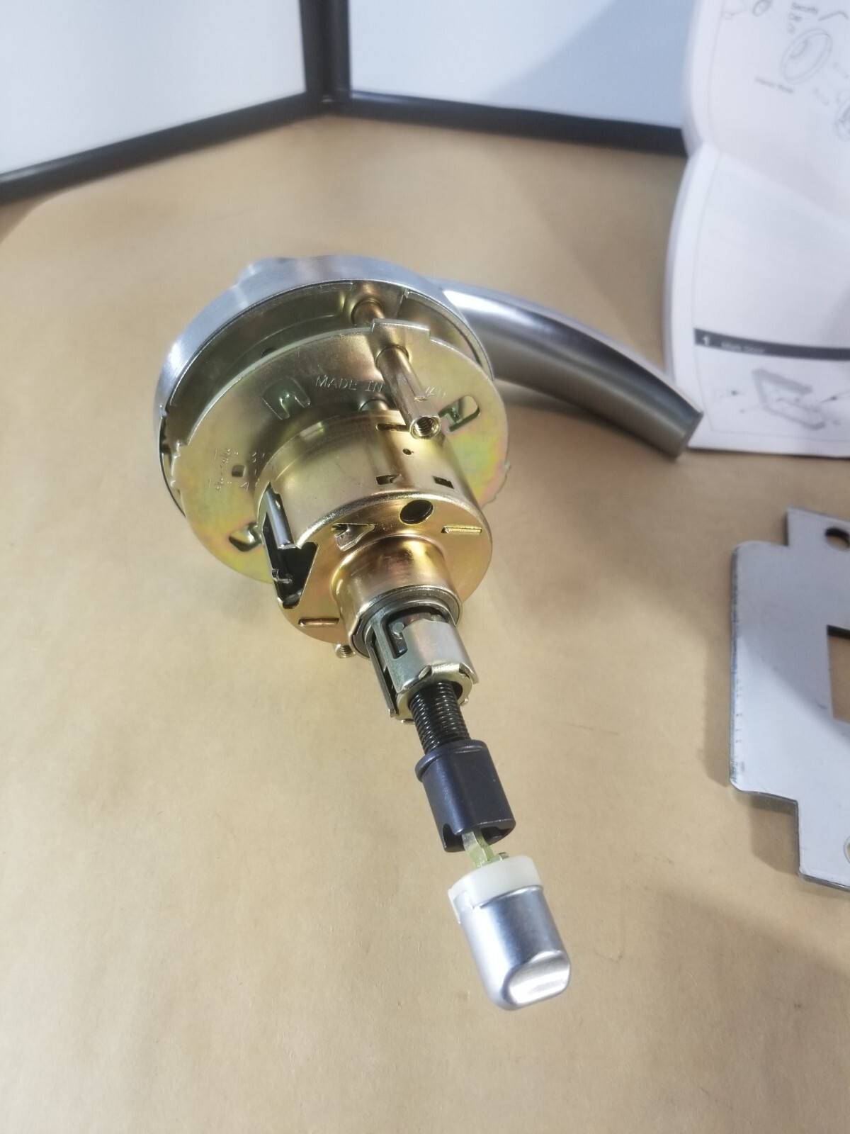 Falcon K511 LD Quantum 626 Satin Chrome Grade 1 Entry/Office Lock Without Core