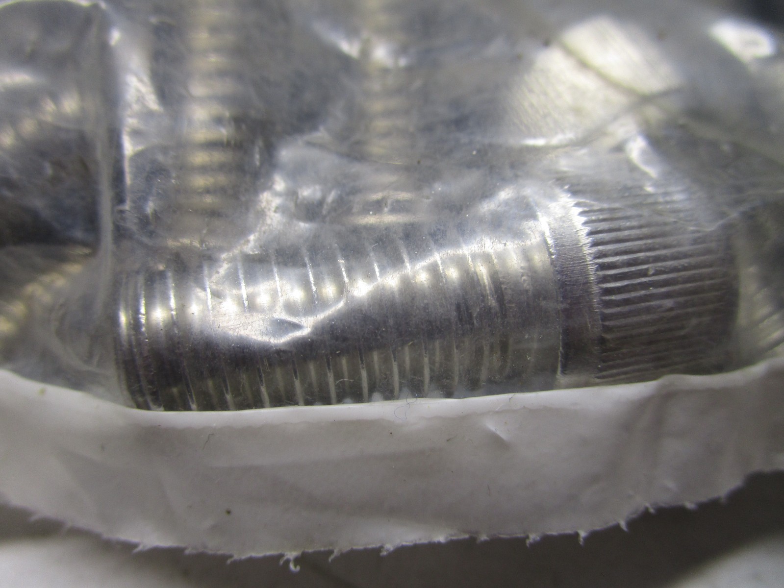 1/2″-13 x 1″ L 3/8″ Hex 18-8 Plain Stainless Steel Socket Head Cap Screw QTY 20