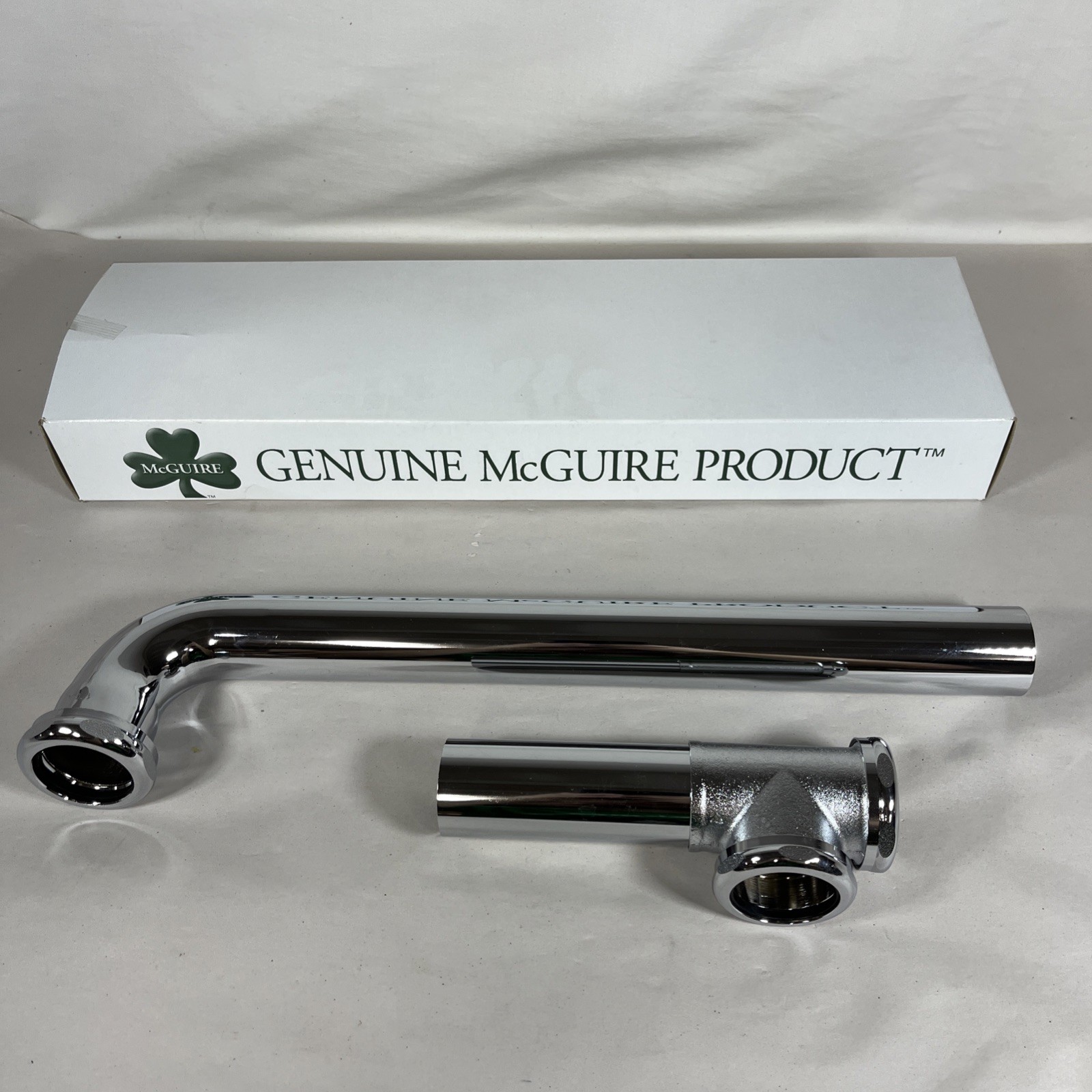 McGuire 111C16G17 1-1/2″ x 17 Ga 16″ Cntr Continuous Waste End Outlet Pipe Satin