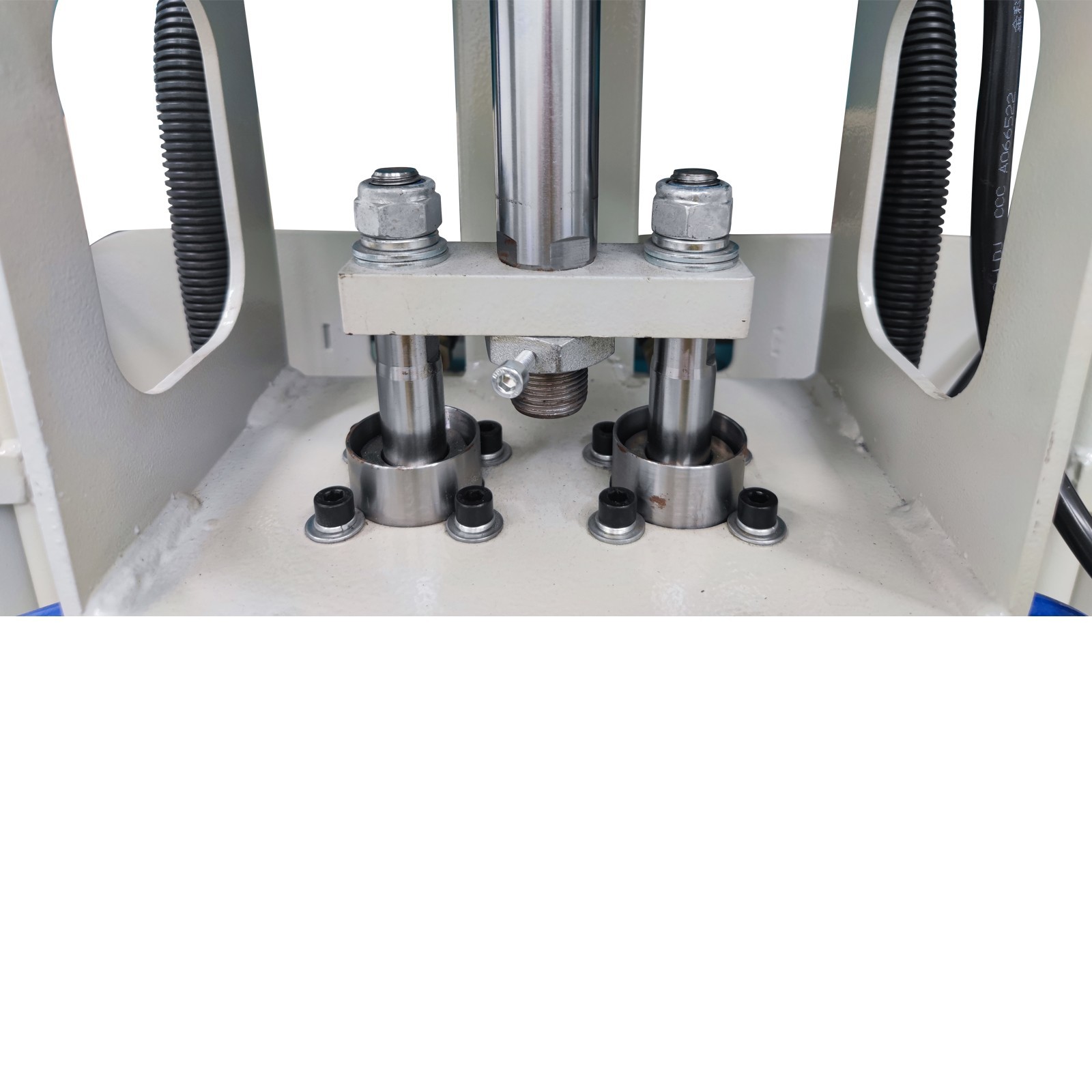 TECHTONGDA 1:1 High Pressure Polyurethane Foam Spray Machine E3 Spraying Machine