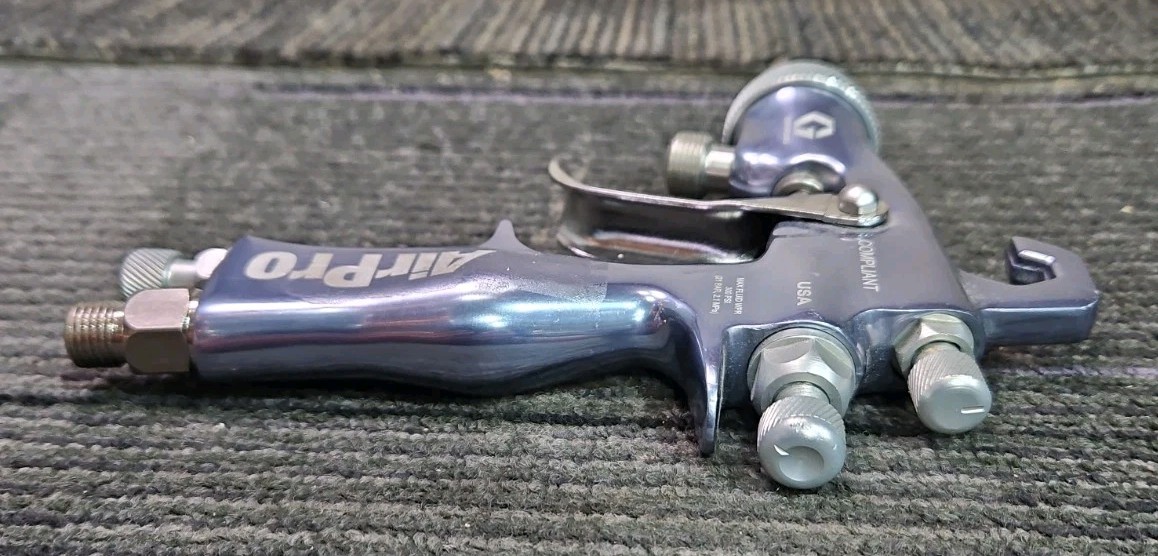 Graco AirPro Compliant Professional Gravity Feed Spray Gun – TOOL ONLY