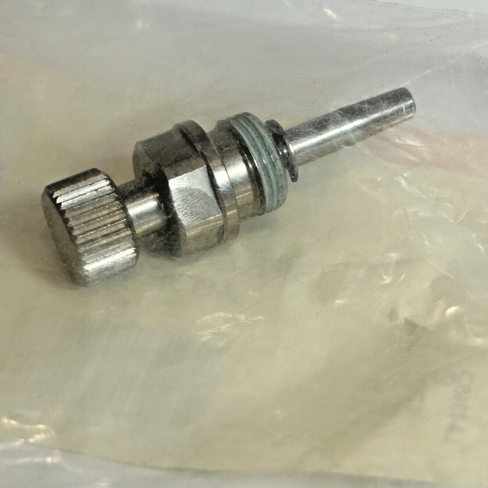 DEVILBISS – SRI-401-K SPREADER VALVE ASSEMBLY (D503)