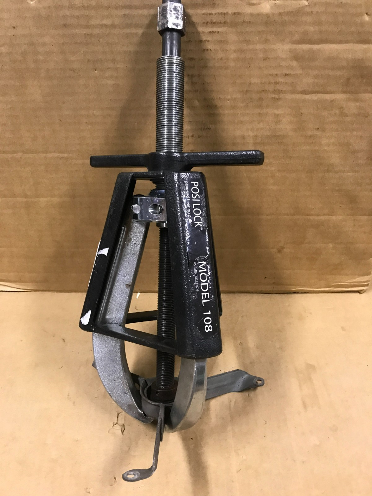 Posi Lock Gear & Bearing Puller Model No. 108