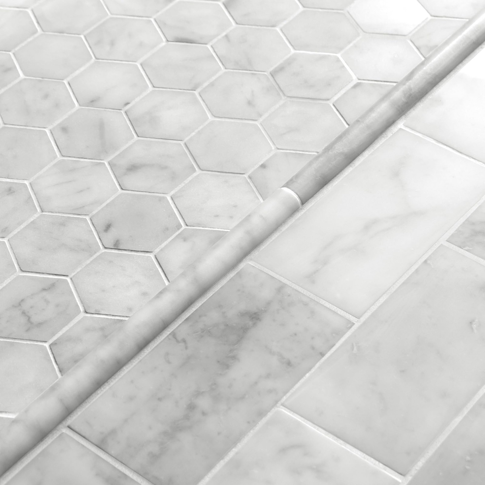 Sunwings 10-Pack Carrara White Marble Pencil Liner Tile 3/4 X 12 Honed Natural